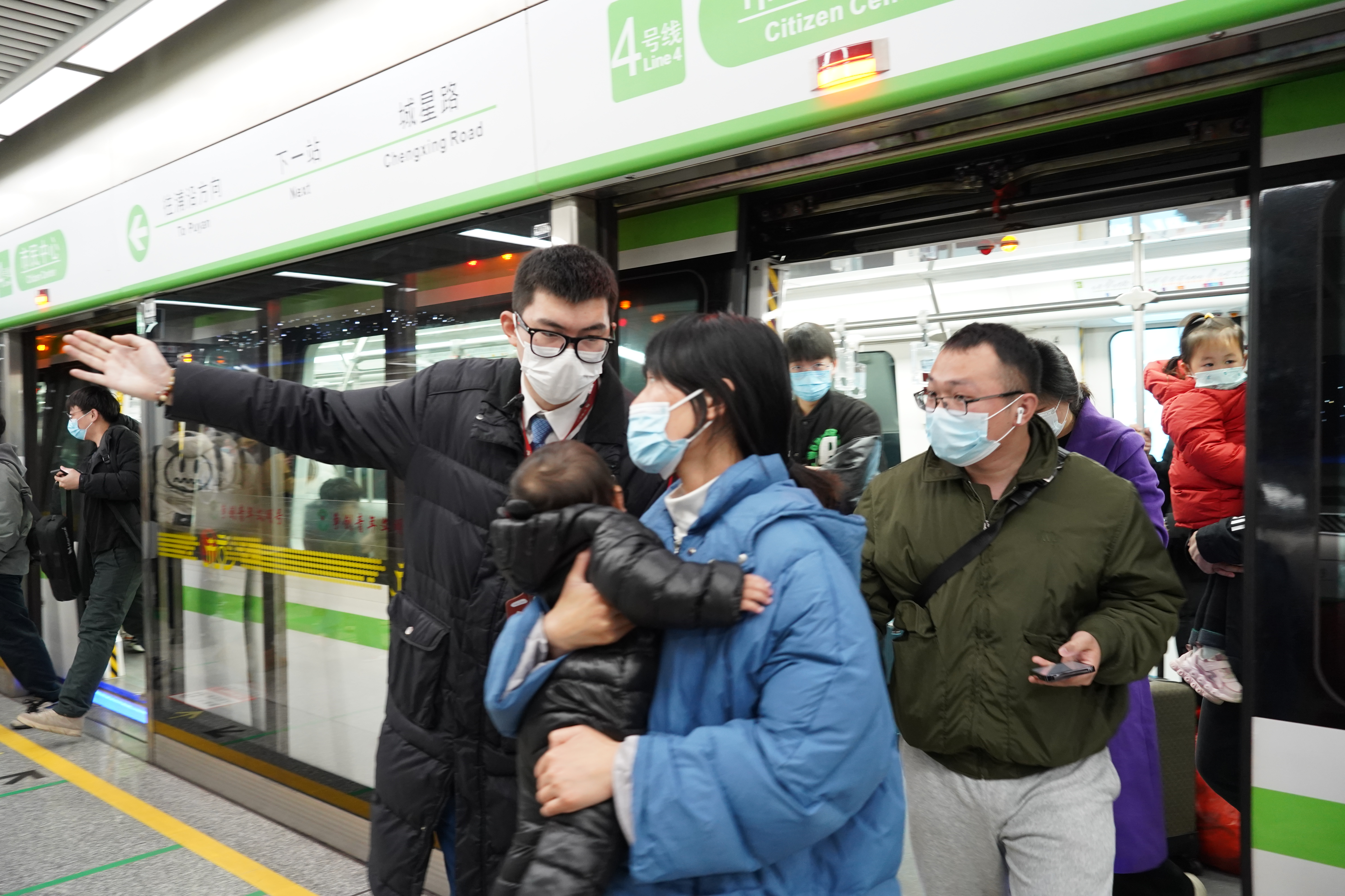 杭州地铁周密部署、全力保障烟花大会